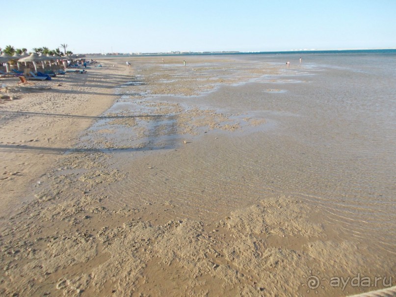нет моря-вход плохой, купаться с понтона опасно