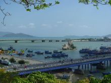 Рядом с Башнями Тямов