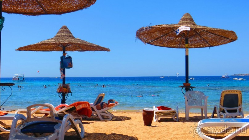 отель на 4 с замечательным  пляжем в бухте