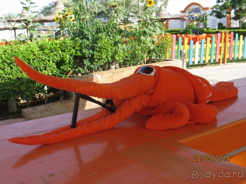 отель на 4 с замечательным  пляжем в бухте