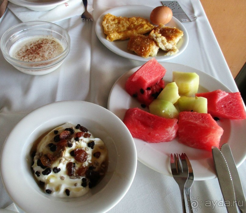 Греческая "кругосветка". Пелопоннес. Посёлок Истмия.