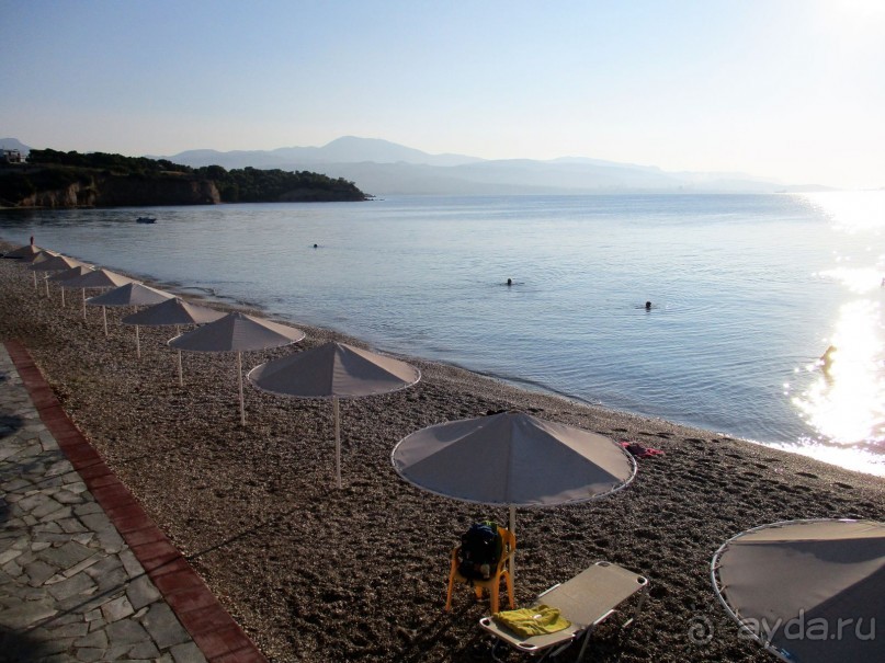 Греческая "кругосветка". Пелопоннес. Посёлок Истмия.