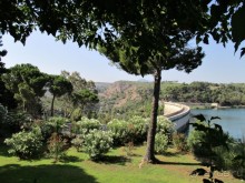 Греческая  "кругосветка". Современные Афины. Озеро Марафон.