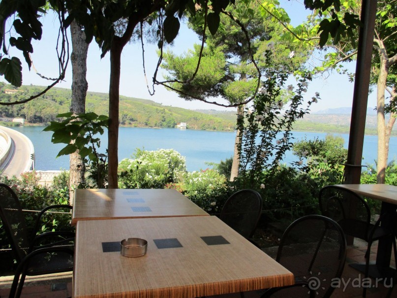 Греческая  "кругосветка". Современные Афины. Озеро Марафон.