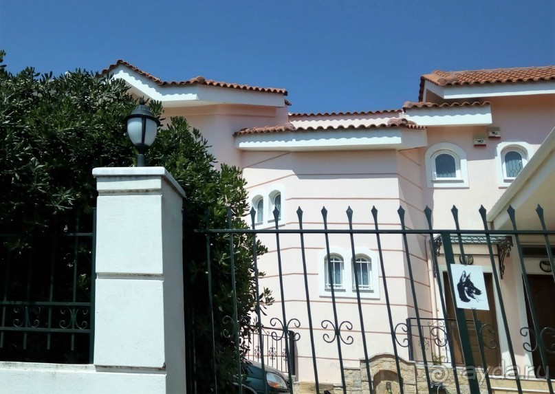 Греческая  "кругосветка". Современные Афины. Озеро Марафон.