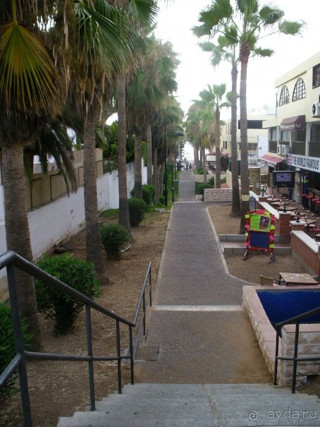 Все дороги ведут к океану. Бюджетные апартаменты.