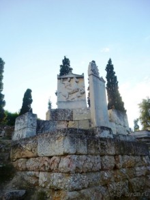 XI. Семь корешков одного билета. Район Керамика и археологический музей