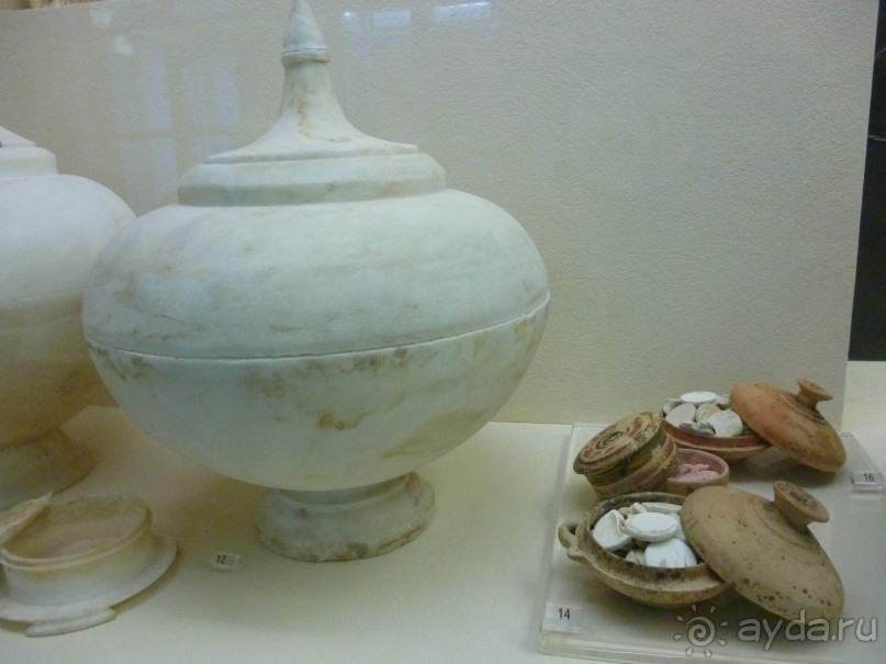 XI. Семь корешков одного билета. Район Керамика и археологический музей