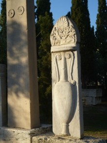 XI. Семь корешков одного билета. Район Керамика и археологический музей