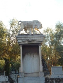 XI. Семь корешков одного билета. Район Керамика и археологический музей