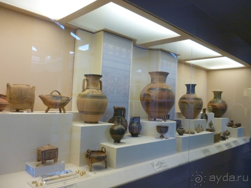 XI. Семь корешков одного билета. Район Керамика и археологический музей