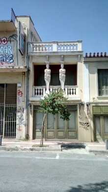 Греческая "кругосветка". Современные Афины. Городские легенды.