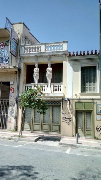 Греческая "кругосветка". Современные Афины. Городские легенды.