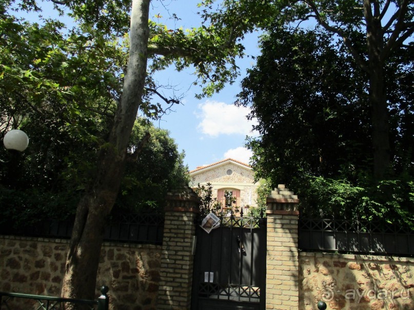 Греческая" кругосветка". Современные Афины. Ч.3. Микс: парки, сады, улицы, дворы.