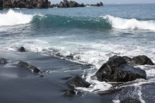 Городок Пуэрто де Сантьяго.   Пляж Ла Арена (Playa de la Arena). 