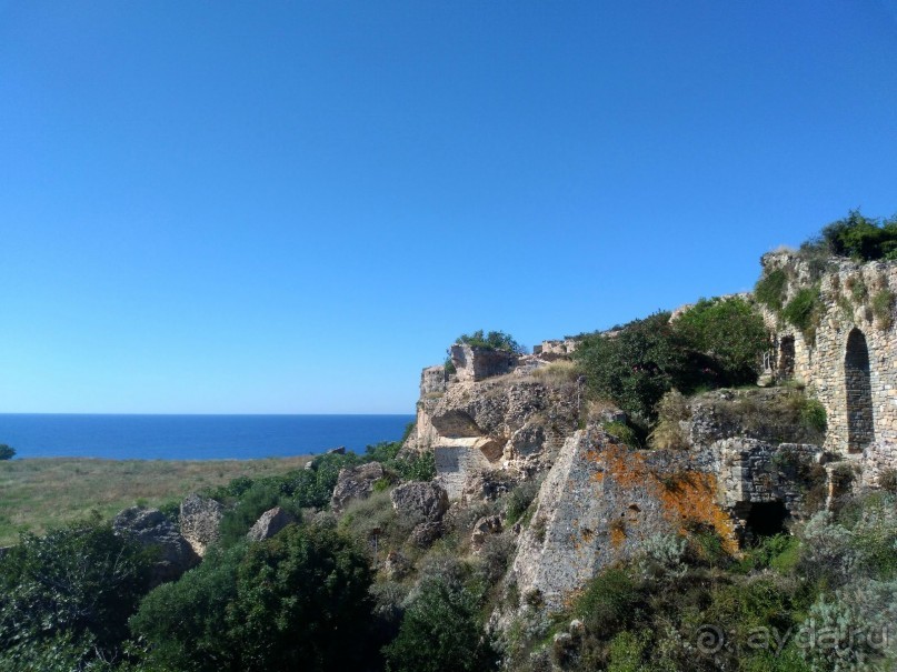 Альбом отзыва "Греческая  "кругосветка". Пелопоннес. Берега моей мечты. Продолжение. Посёлок Корони."