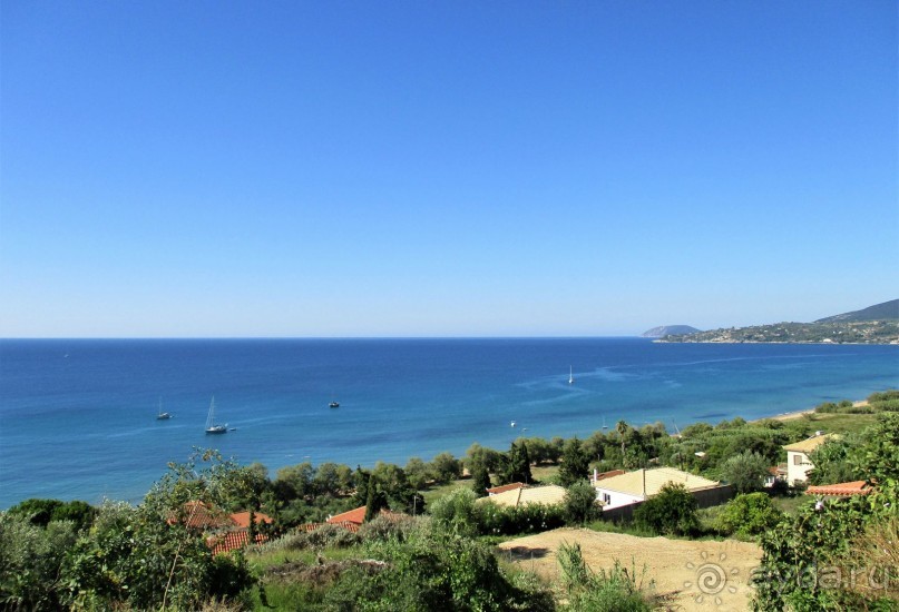 Альбом отзыва "Греческая  "кругосветка". Пелопоннес. Берега моей мечты. Продолжение. Посёлок Корони."