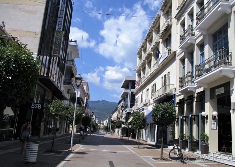 Греческая "кругосветка". Пелопоннес.Город  Каламата.