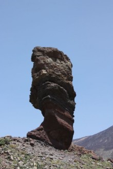 Визитная карточка острова "Палец Бога"