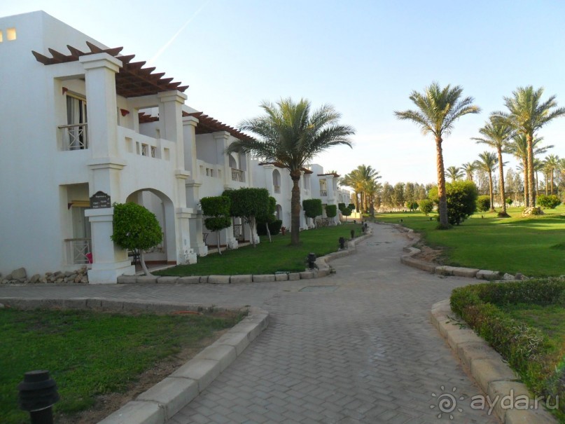 фото Continental Plaza Beach Resort