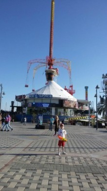 Парк развлечений на набережной