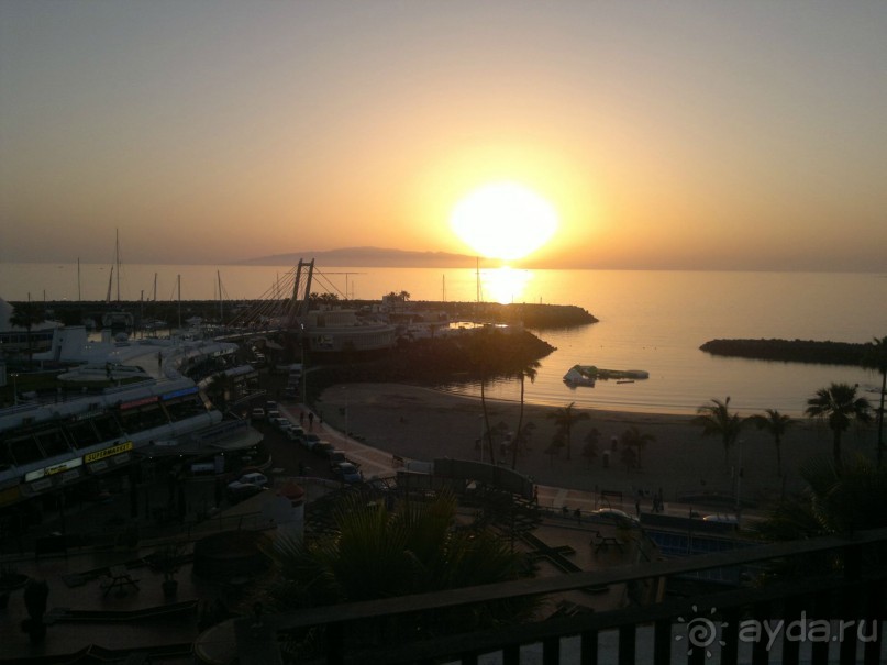 За сервис надо платить. и много платить...