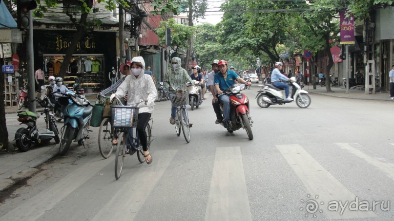 Ханой,уличное движение в 7 утра.