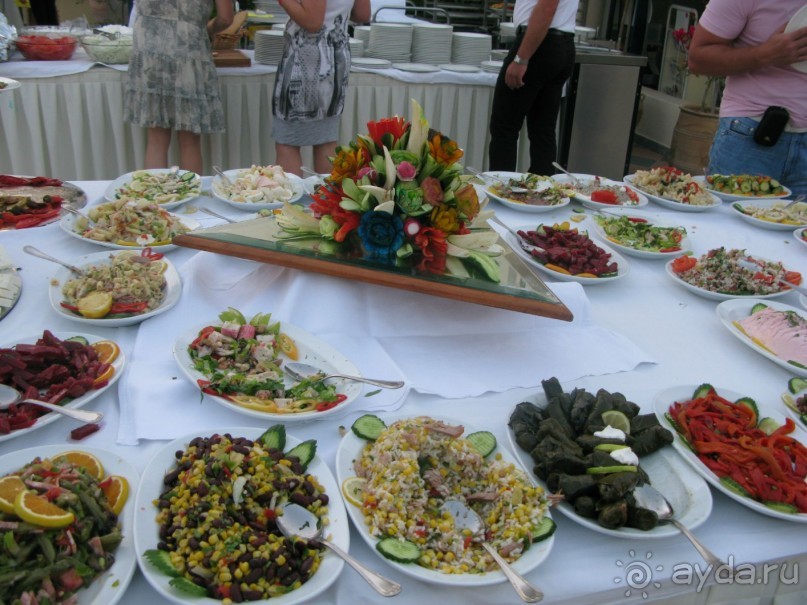 Отель улыбающихся людей!