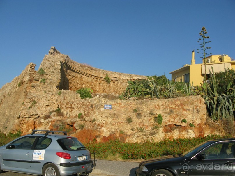 Отель улыбающихся людей!