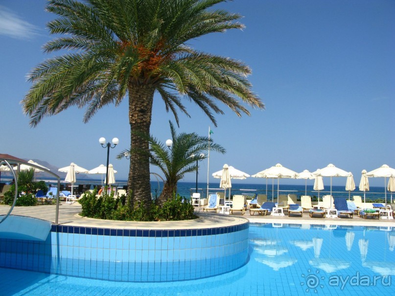 Отель улыбающихся людей!