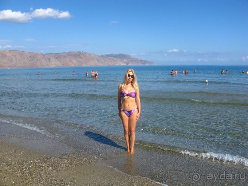 Пляж рядом с отелем