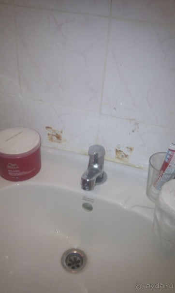 Проживание в отеле в 0 звездах.