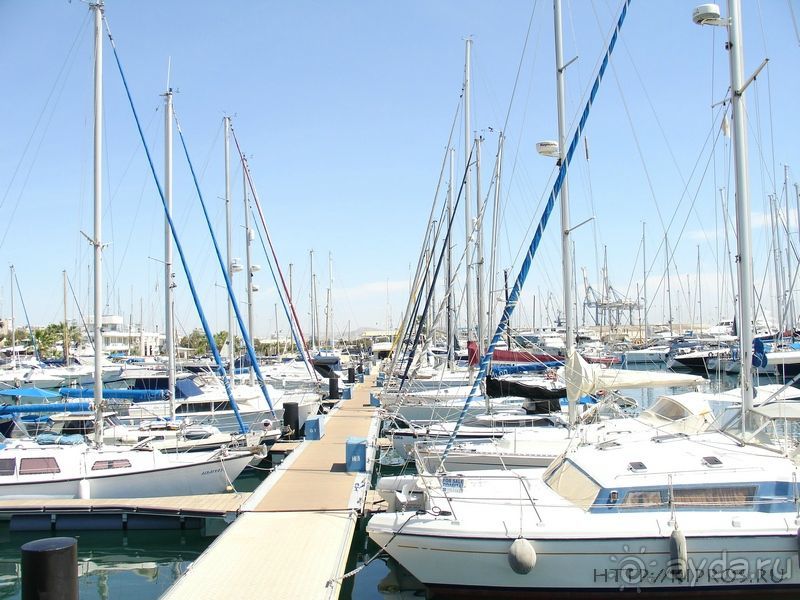 Записки туриста. Часть 1. Ларнака. Набережная Финикудес.