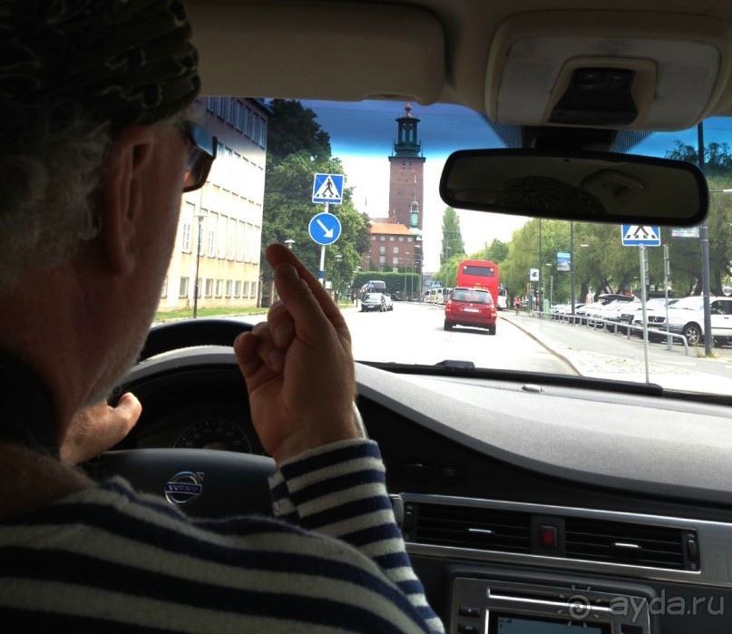 Ваш Гид  в Стокгольме на автомобиле