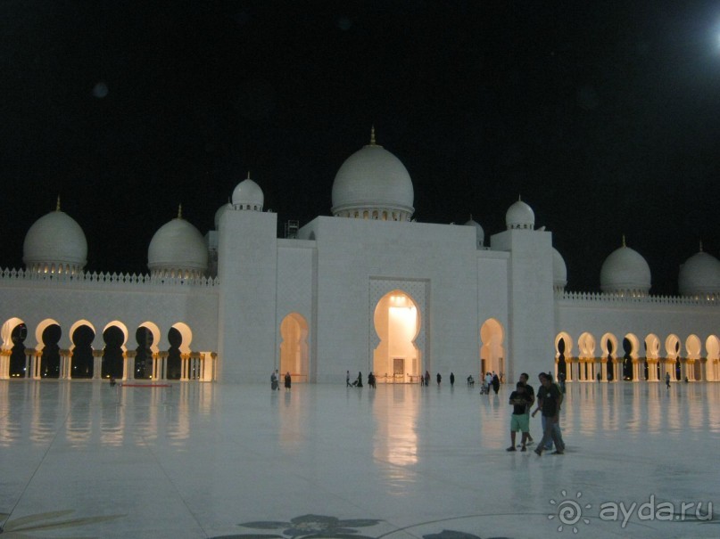 Мечеть в Абу-Даби.