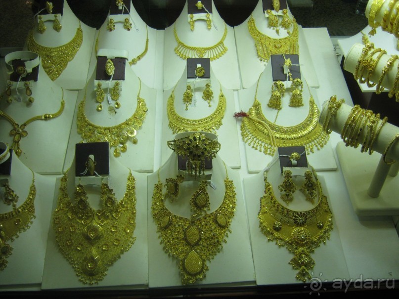 Золотой Рынок.