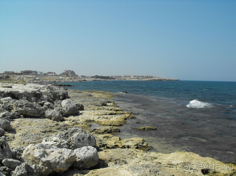 камень по всюду ни единого мягенького песочка