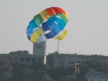 Так же можно на парашюте полетать.