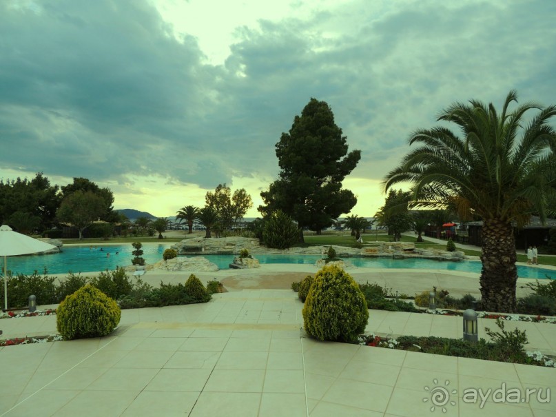 Вечерний, прекрасный Porto Carras Meliton