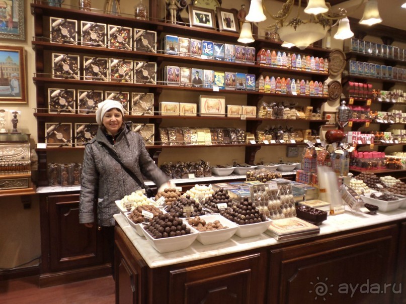 По дню в Брюсселе, Париже и (без визы) в Лондоне.