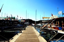 Остров Кекова и его окрестности.