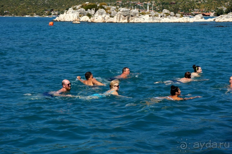 Остров Кекова и его окрестности.