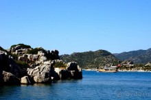 Остров Кекова и его окрестности.