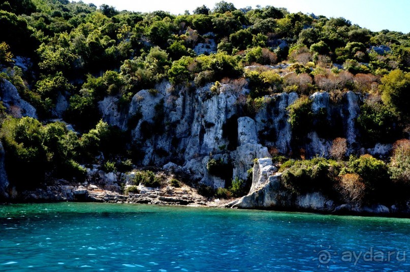 Остров Кекова и его окрестности.