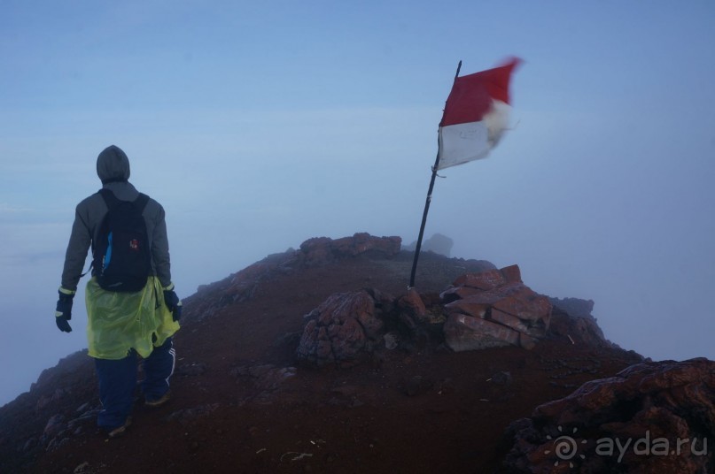Восхождение    на    вулкан   Керинчи.  Для   любителей  экстрима.