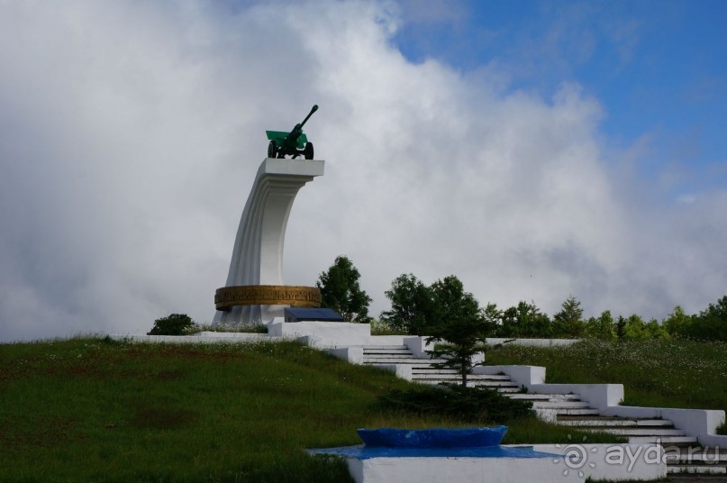 Дорога   к   памяти.    Холмский   перевал.
