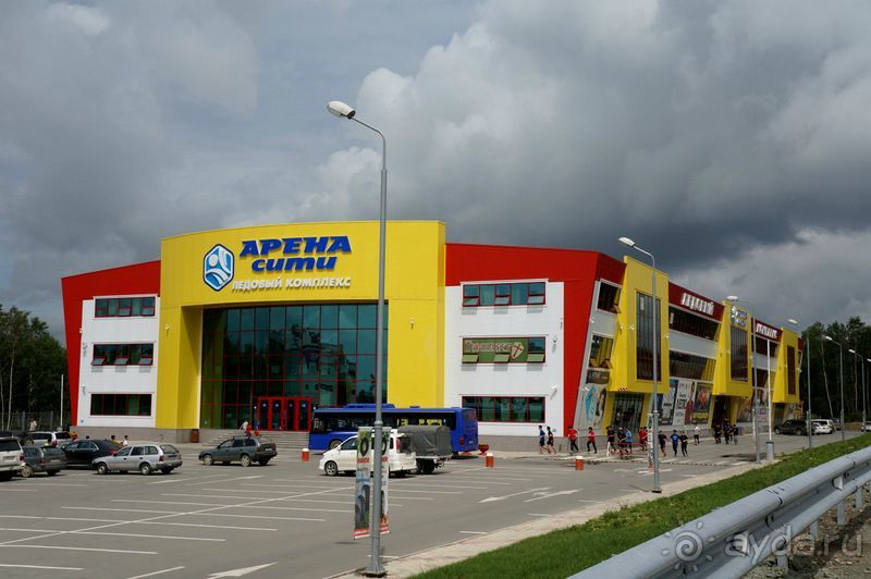 Южно -  Сахалинск  вчера  и  сегодня.