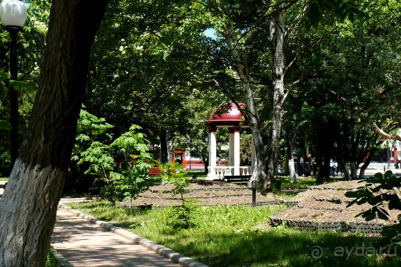 Южно -  Сахалинск  вчера  и  сегодня.