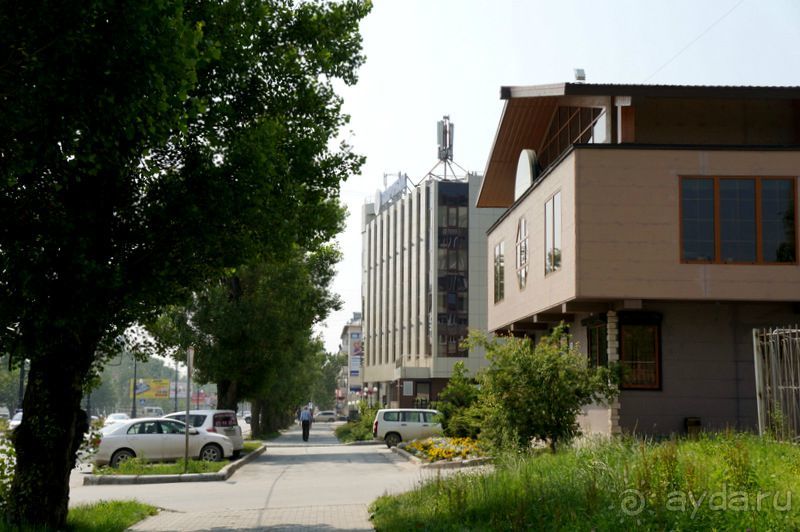 Южно -  Сахалинск  вчера  и  сегодня.