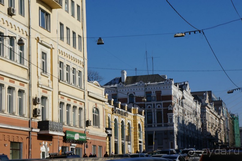 Вернулась    я    на   Родину...